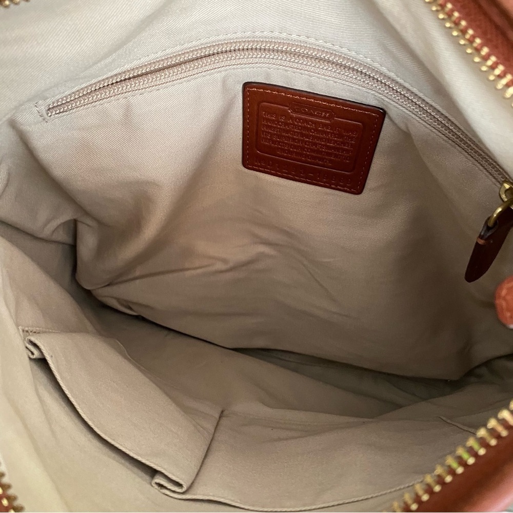 Coach Legacy Duffle - Picture 15 of 16